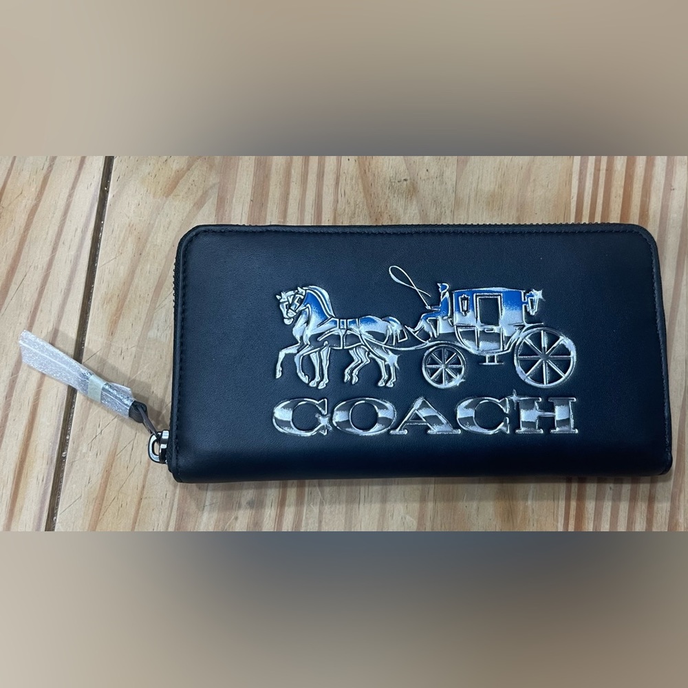 New Coach Wallet